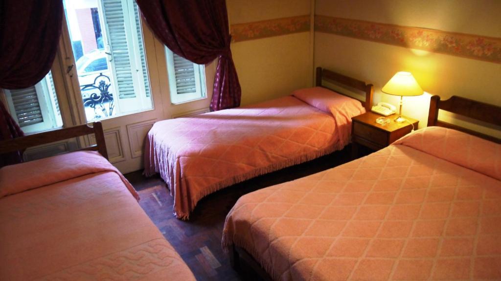 Hotel Gran Sarmiento بوينس آيرس الغرفة الصورة