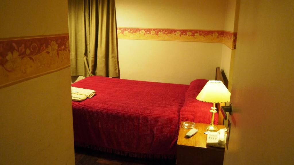 Hotel Gran Sarmiento بوينس آيرس الغرفة الصورة